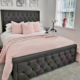 Florida Linear Panel Bed