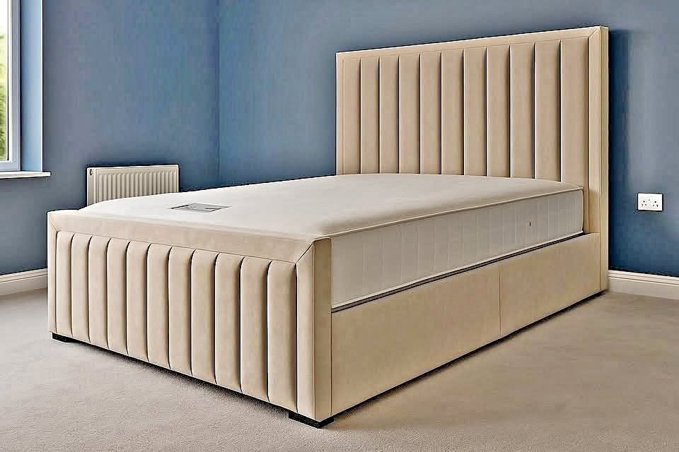 Hilton Diamond Tufted Bed