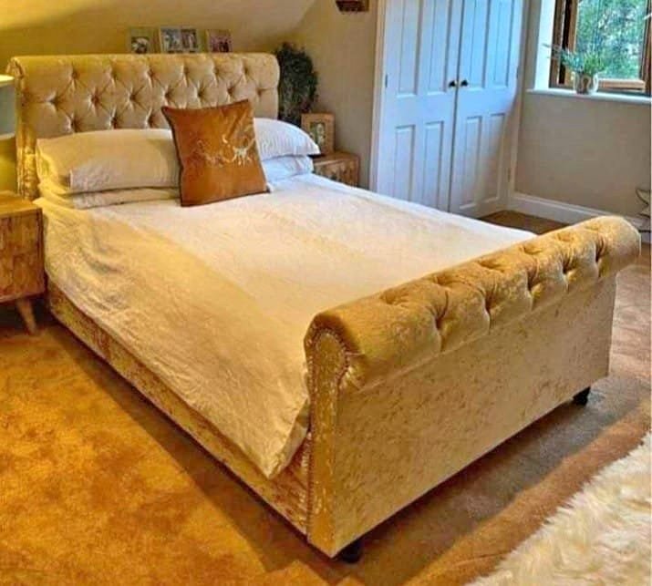 Artisan Curved Sleigh Bed